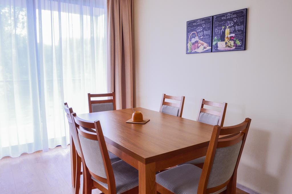 Apartmanovy Dom Krivan เบเชนยอวา ภายนอก รูปภาพ